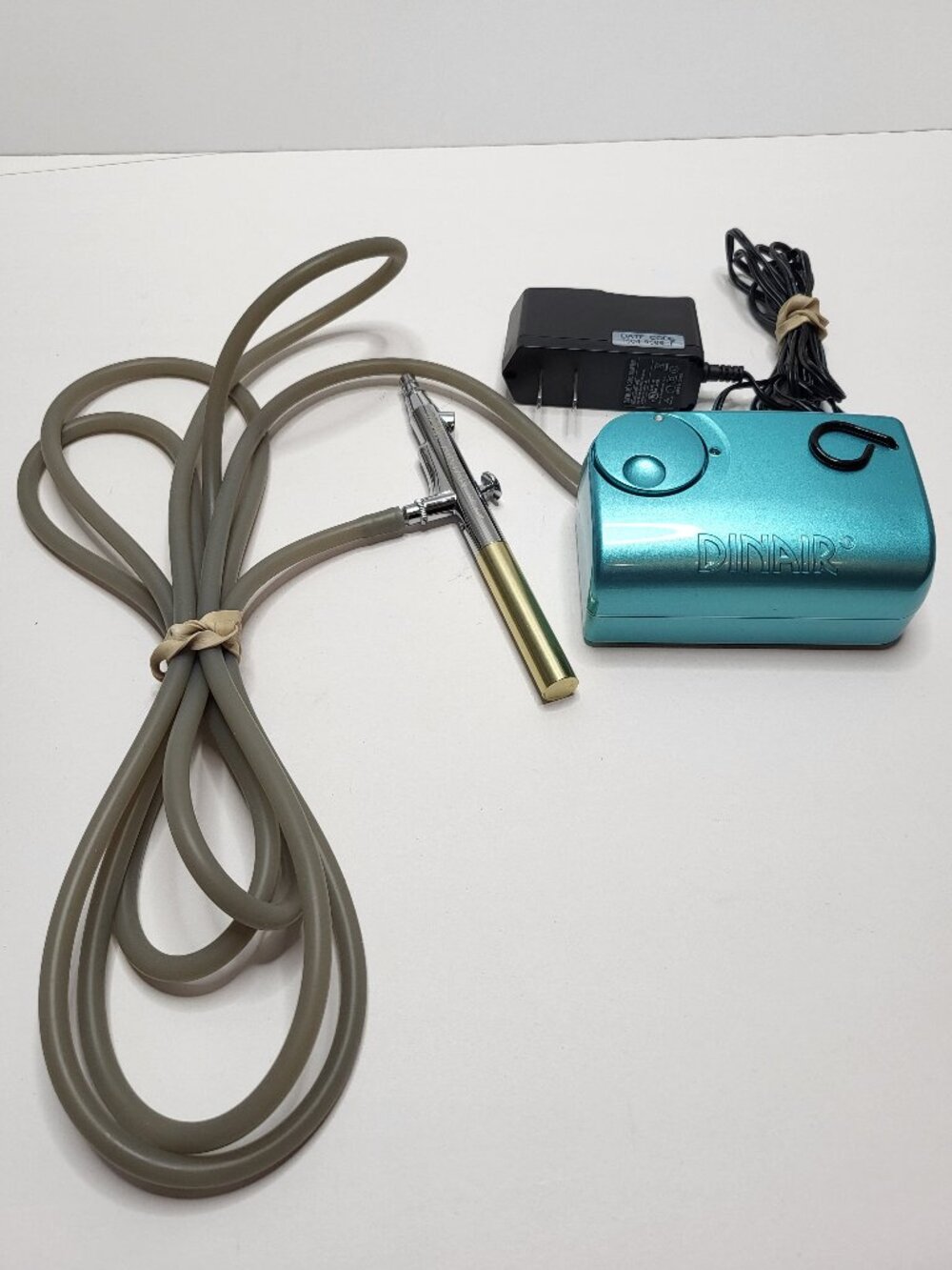 Dinair Airbrush Makeup Pro Compressor System Model 874 Turquoise- Tested